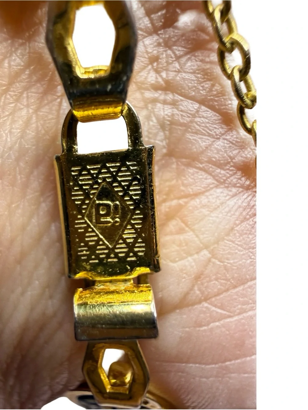 ✨ Vintage Damascene Style Bracelet 7”